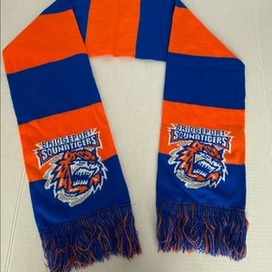 Bridgeport Sound Tigers Hockey Scarf